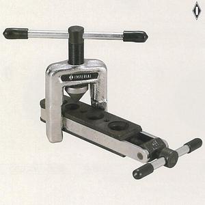 フレアリングツール45° <br>300-FB【廃番】<br>￥26,000(税抜)